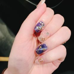 -手牵手美甲