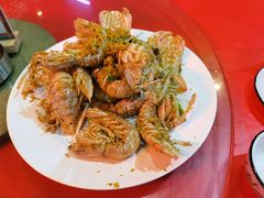 -三亚火车头万人海鲜广场