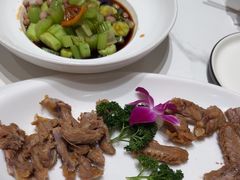 -梅利汴京烤鸭•开封豫菜地标店(东大街店)