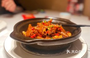 Nanchang Braised Chicken Feet