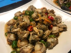 -臻鲜燕海鲜融合餐厅(金陵style店)