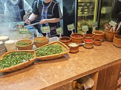 -云阿蛮云南生烫牛肉米线(奉贤路店)