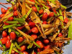 小鱼花生-潮舍(环球金融中心店)