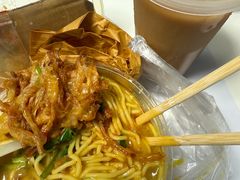 -002鱼汤粉(龍園店)