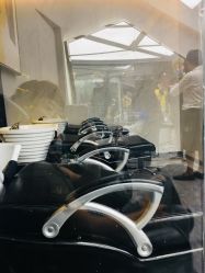 -变画·发型STUDIO