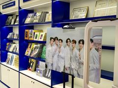 -一直娱POP研究所(万象城店)