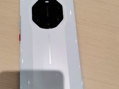 -华为授权体验店(中山公园来福士)