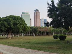 -万绿园