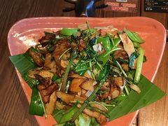 -云海肴·汽锅鸡·云南菜(天山百盛优客店)