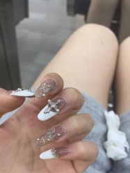-尤米一站式美甲美睫