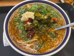 -云阿蛮云南生烫牛肉米线(奉贤路店)