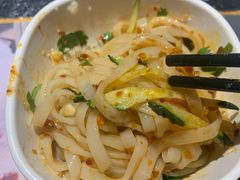 -洪氏嗨捞·广东猪肚鸡·椰子鸡火锅(西咸万象城店)