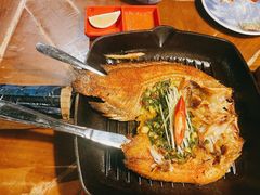 傣族香茅草烤罗非鱼-雀舞云南菜(天津天河城购物中心店)
