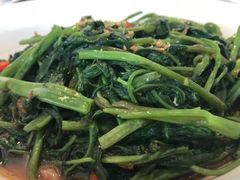 -港丽餐厅(高德置地店)