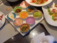 -江上荟·创意中国菜(绿地缤纷城店)