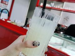 -UNI UNI(环亚凯瑟琳店)