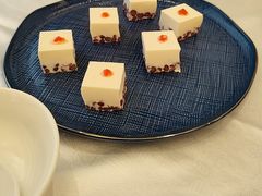 -品海楼·大连海胆锅贴馆(东港店)