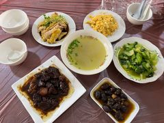 -小鱼草莓采摘园农家乐·小鱼餐厅