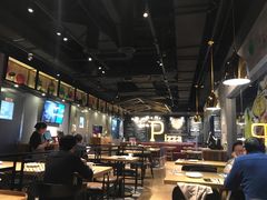 大堂-棒约翰比萨·意面(张江长泰店)