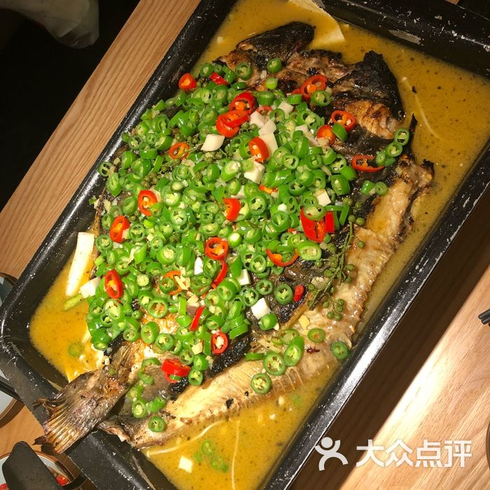 巴喜青花椒烤鱼图片
