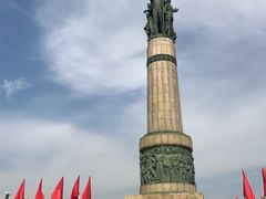 -人民防洪胜利纪念塔