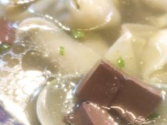 特色荠菜鲜肉大馄饨-九斤黄三黄鸡专卖店