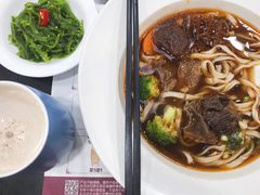 金牌私房牛三宝-康师傅私房牛肉面(北京南站店)