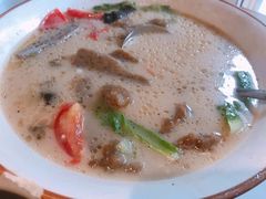 -丁里羊肉小镇(天鹅湖总店)