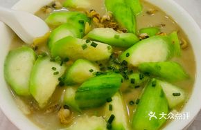 Pearl Clam Stewed with Winter Melon