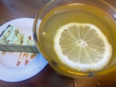 -魔方城市书房(中街益田店)