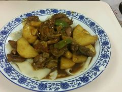 大盘鸡-西部马华清真兰州牛肉面·烧烤夜市(关东店)