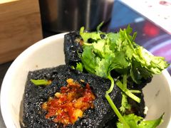 -黑色经典臭豆腐·湖南特产(步行街店)