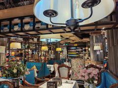 大堂-领鲜活海鲜榴莲自助火锅(东门店)