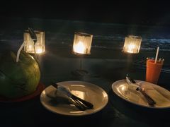 -Lia Cafe