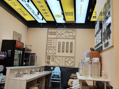-正東记港味烧腊餐室(天鹅湖银泰城店)