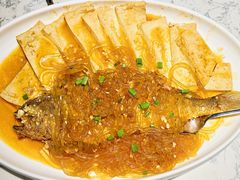 豆粉烧黄鱼-奉天小馆·非遗东北菜(济南万象城店)