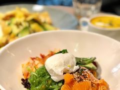 生三文鱼拌饭-Moka Bros 摩卡站(西单大悦城店)