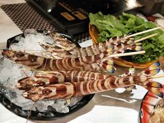 -鲜入围煮花胶鸡海鲜火锅