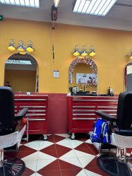 -Devilhands Barbershop男士理容店