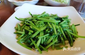 Stir-Fried Sweet Potato Vines