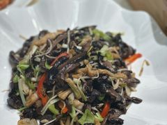-蔼若春.传承三十年云南菜(金碧公园店)