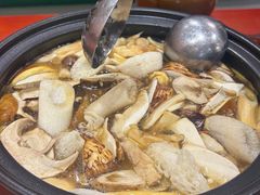 -菌之家·专业纯野生菌火锅·特色炒菌