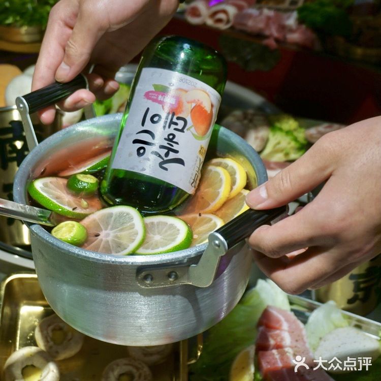 南京特色复古烧烤屋🥓凡尔赛芝士棒狂吃一盘