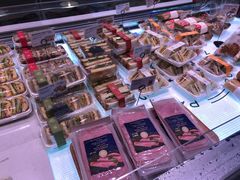 -巴黎贝甜(大宁国际商业广场店)