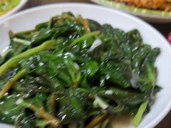 -芦茨金富饭庄·25年老字号·专做稻草鸡