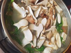 -老石黑山羊毛驴肉火锅(金凯广场店)