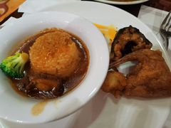 -荣誉国际酒店-云顶旋转餐厅