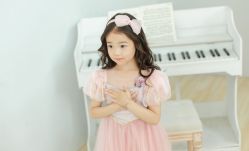 -苹果树儿童摄影工作室