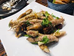 -蚝堡海鲜·威海菜·海肠捞饭·烧烤·亚洲吃蚝公司(幸福门店)