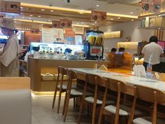 -呷哺呷哺(松北万象汇店)